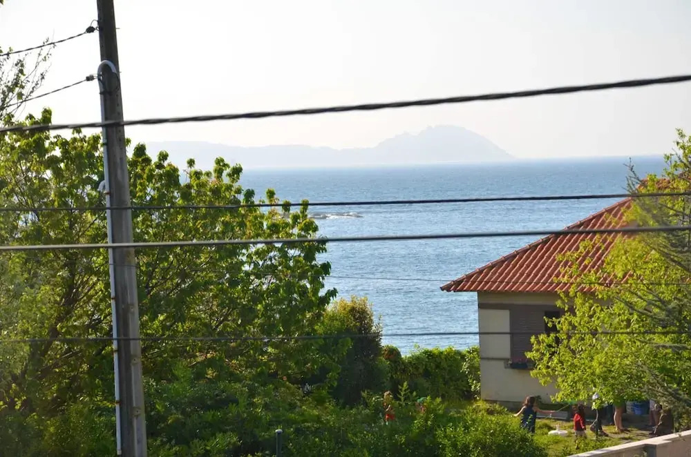 Villa With 9 Bedrooms in Oia, With Wonderful sea View, Private Pool and Enclosed Garden Near the Beach