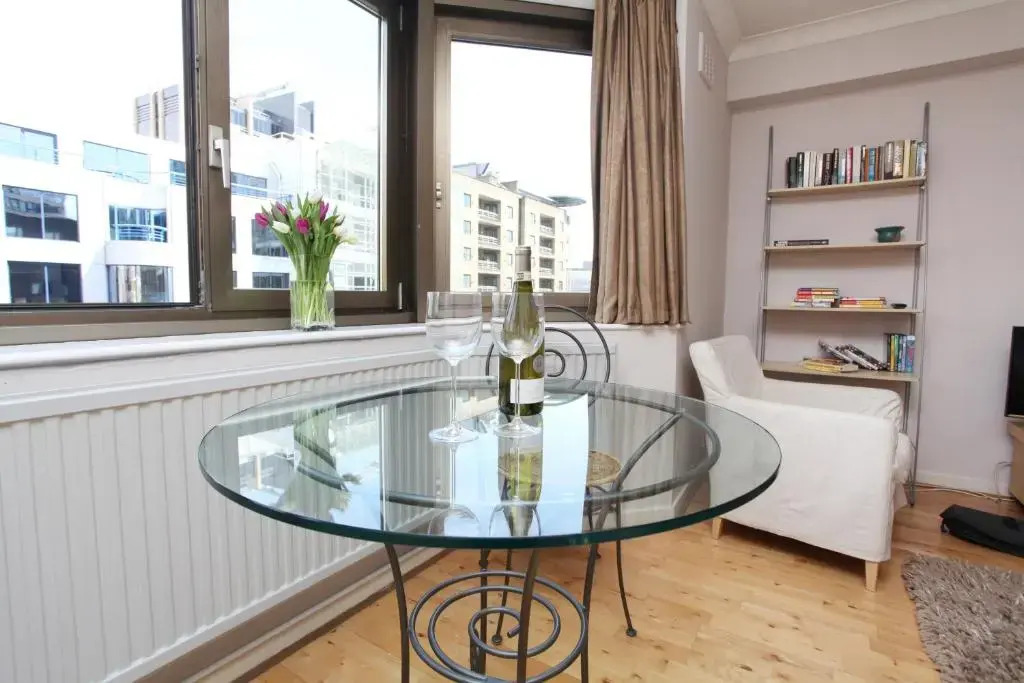Tower Bridge Apartment