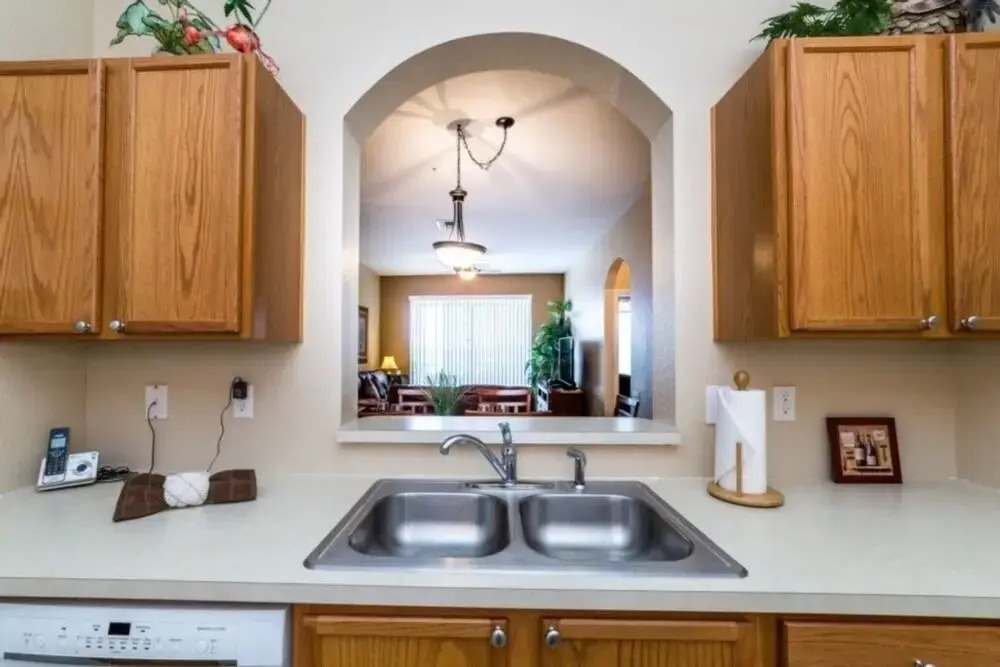 Stylish 3 Bedroom Bathroom Condo In Windsor Hills- 5 Minutes From Disney Townhouse by Redawning