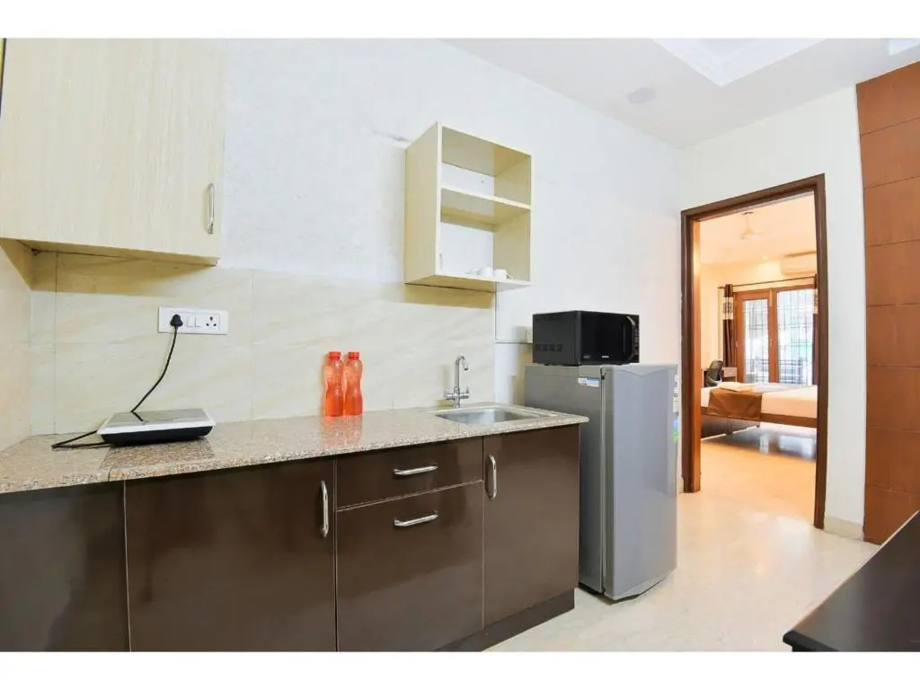 BluO Modern Studio - DLF Galleria Market