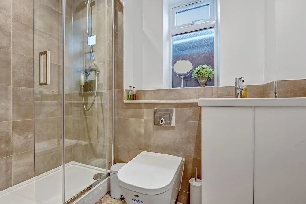 St Martins House Luxury Apts. Ruislip