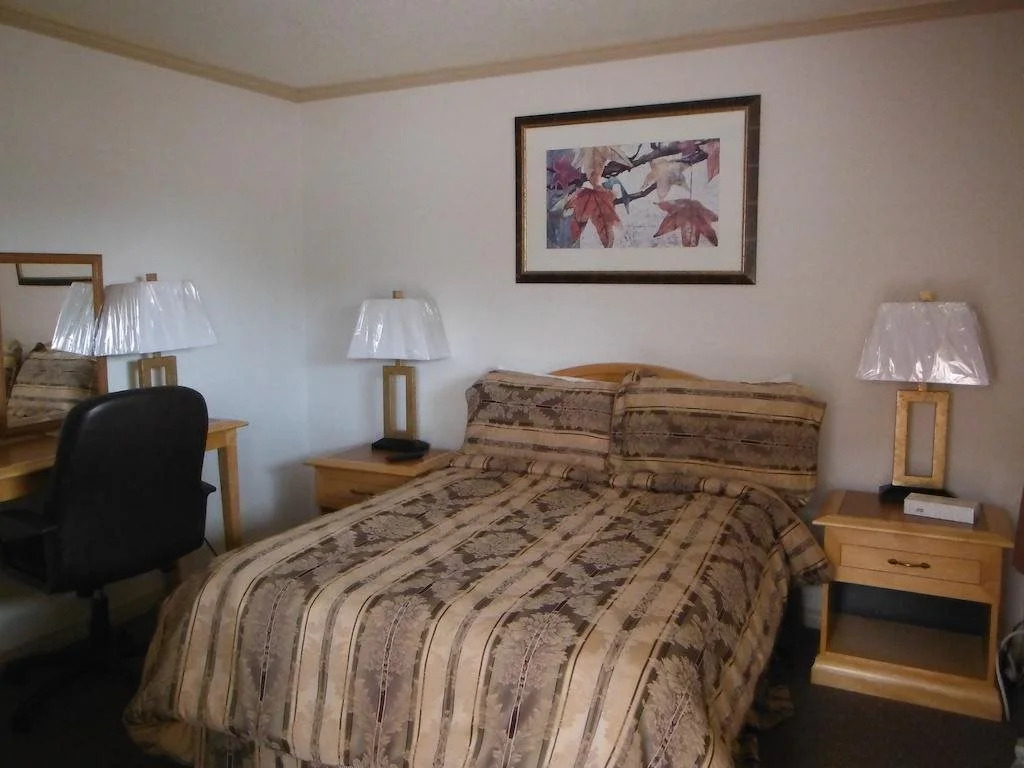 Tumbler Ridge Inn