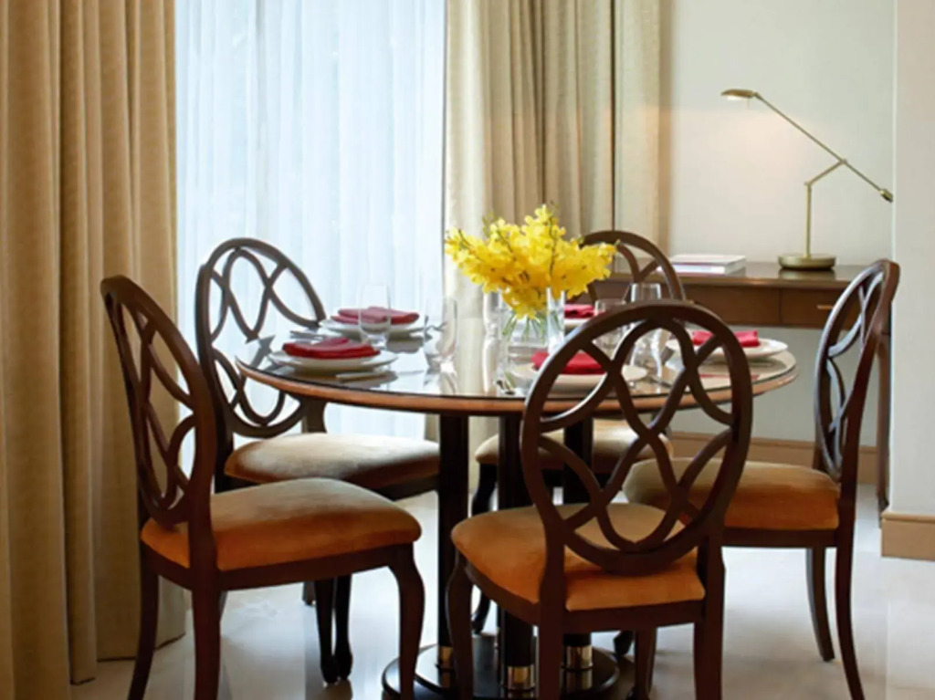 Shangri-La Apartments