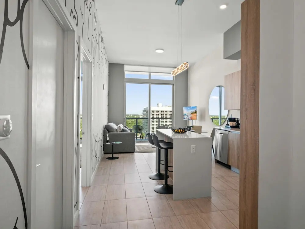 LUXURY NEW CONDO AT MIAMI DESIGN DISTRICT