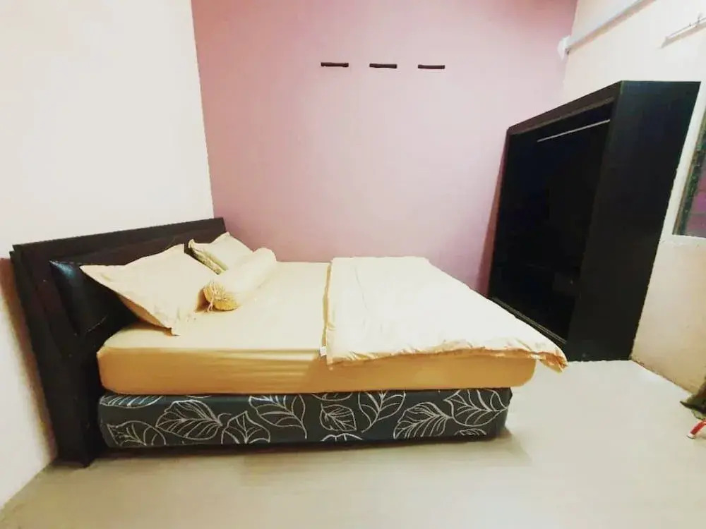 OYO 90291 Homestay De'Majidee