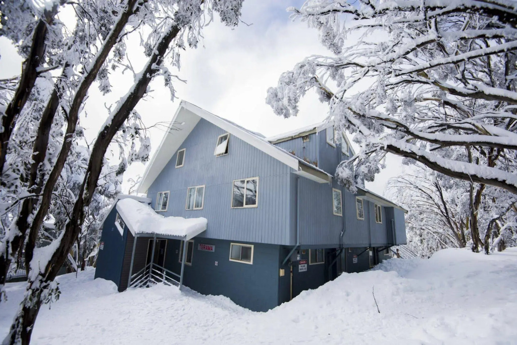 TERAMA Ski Lodge