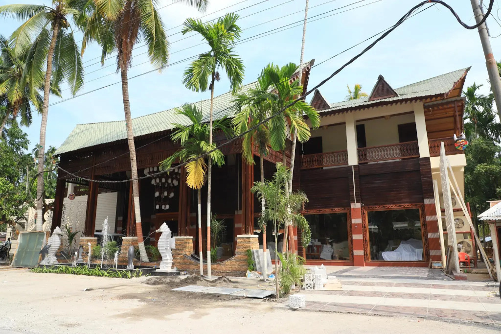 Sunrise Beach Resort