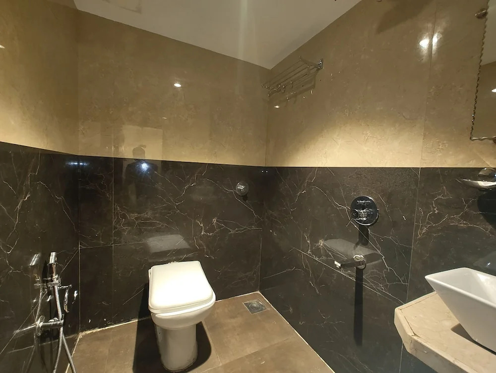 Colaba Suites