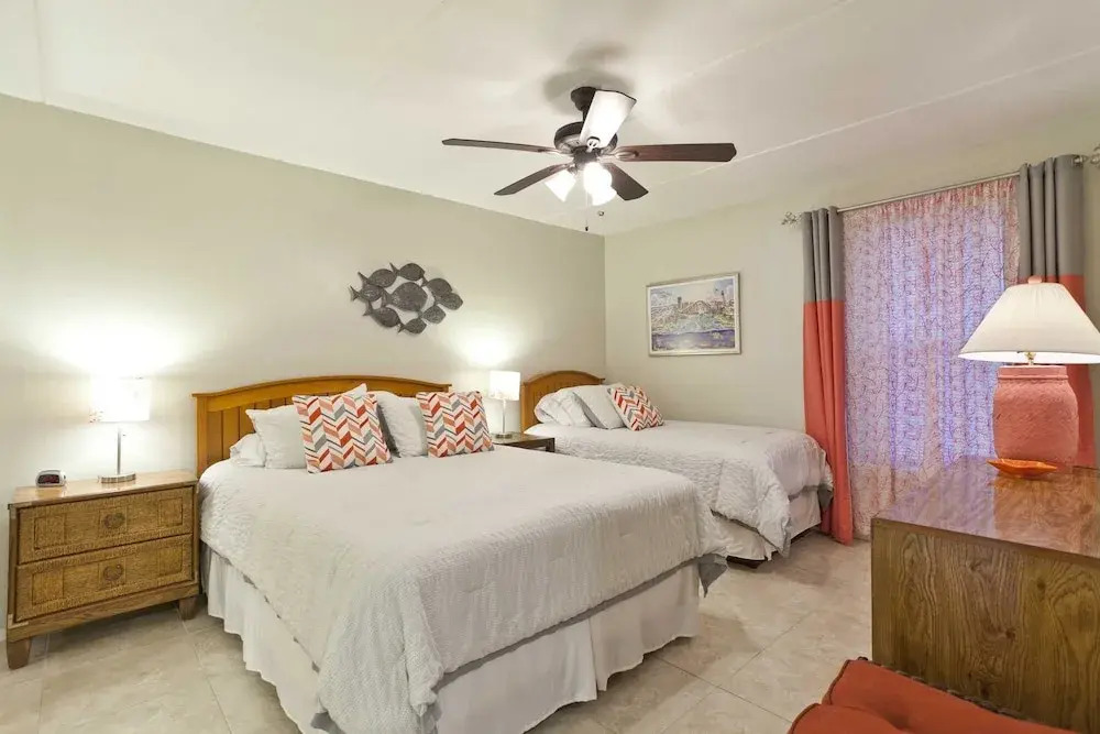 Edgewater Condominium 404