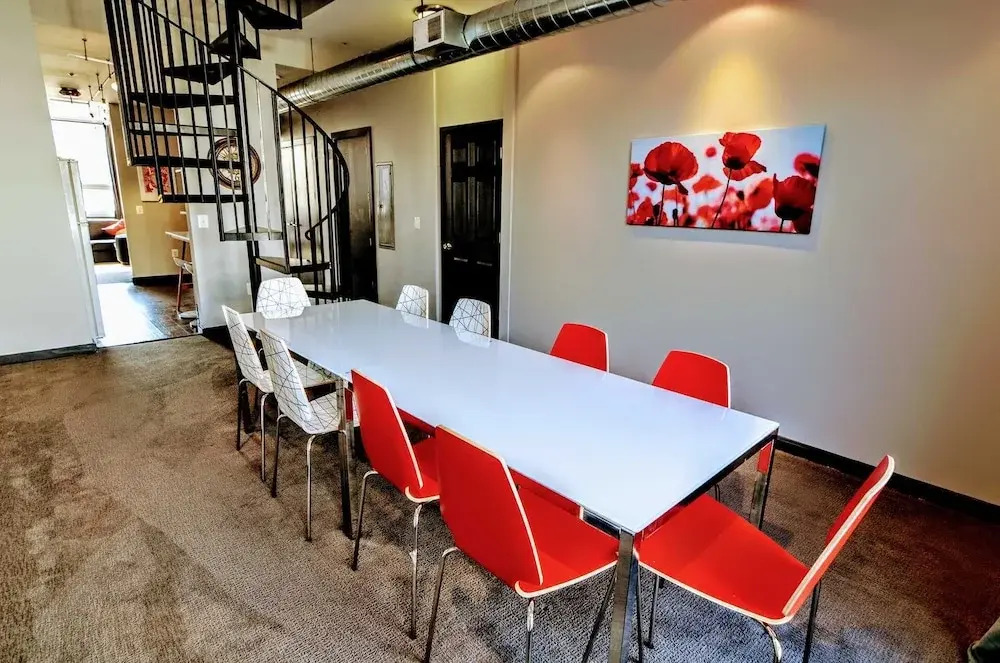 1123 Northwest Apartment #1068 - 7 Br Apts