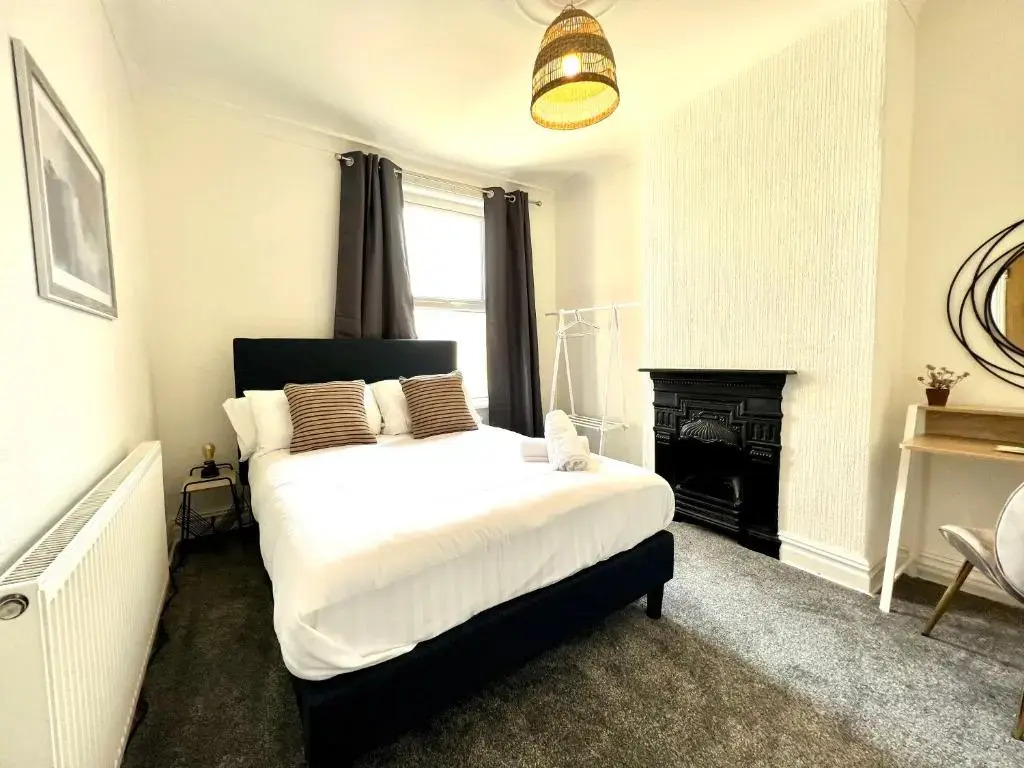 Whitchurch House by Switchback Stays