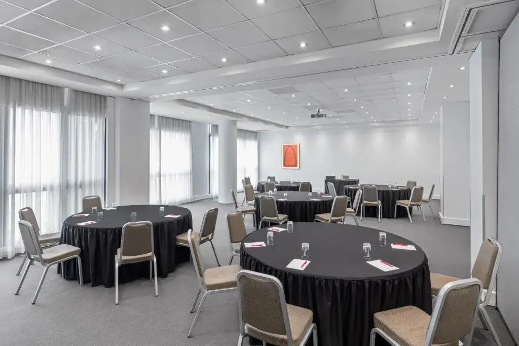 Adina Apartment Hotel Sydney Darling Harbour