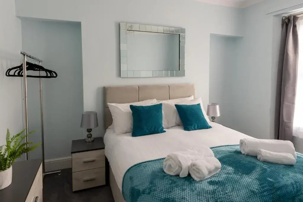 St James Place 4 bed Apt with ALTIDO