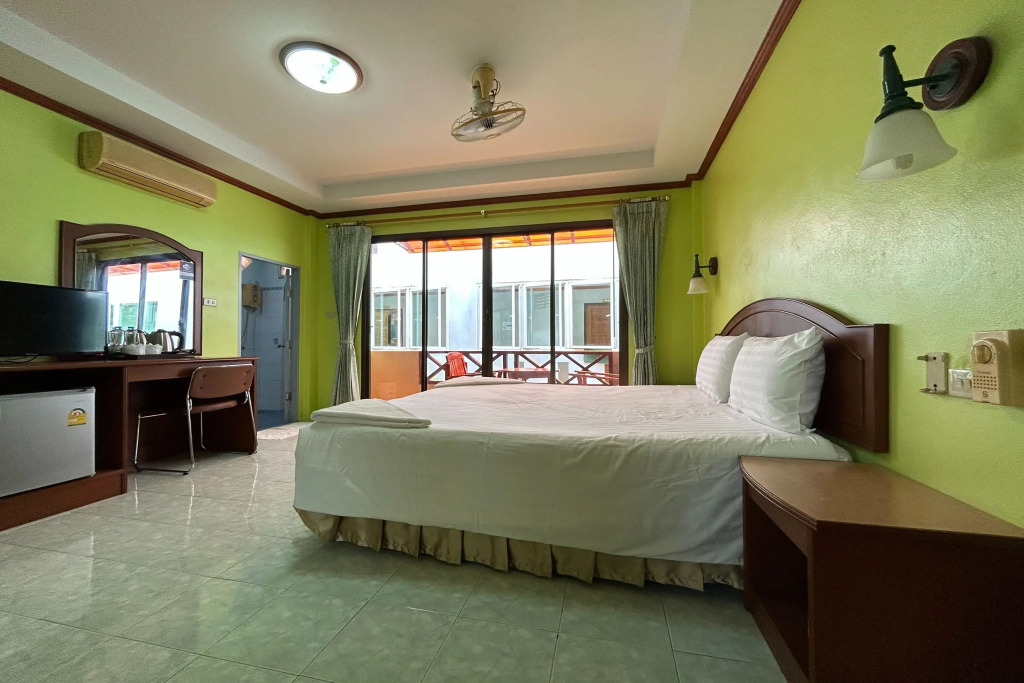 Me Mee Place & Tour Krabi