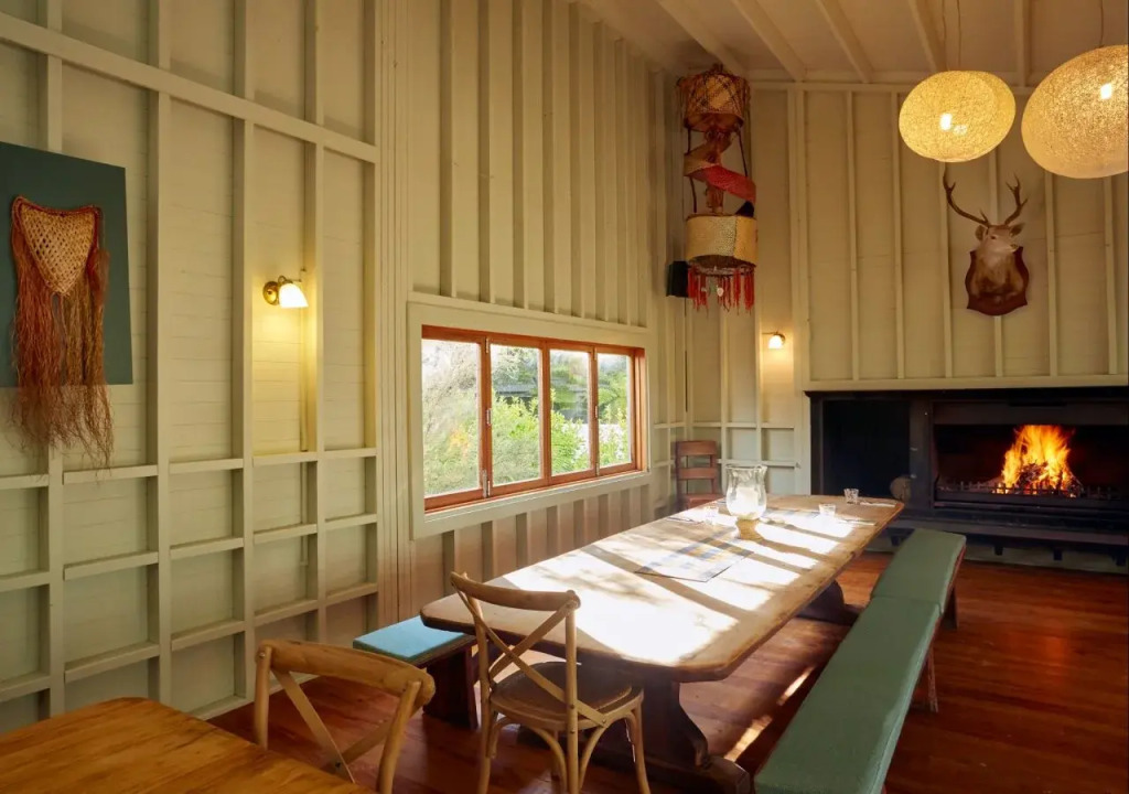 Awaroa Lodge