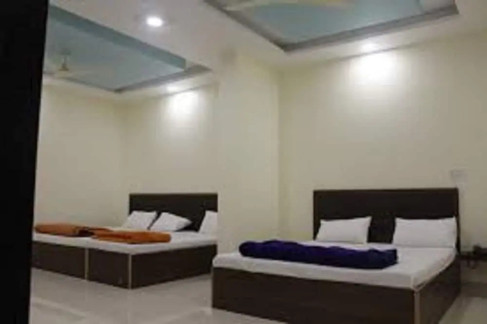 Hotel Radhika Inn