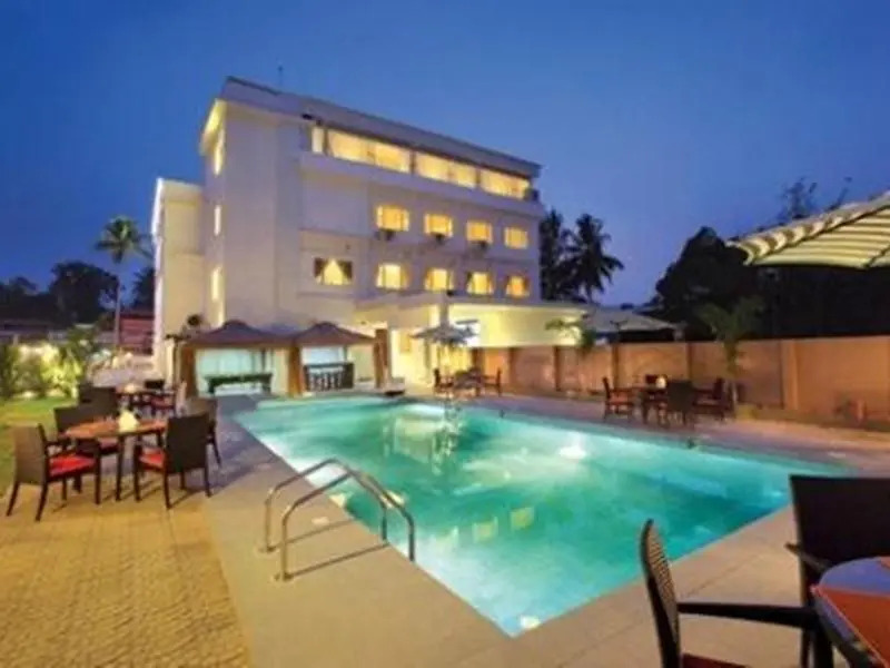 Hotel Wyte Portico