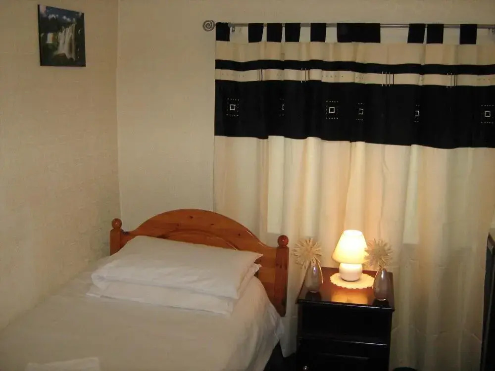 Bridge House Hotel
