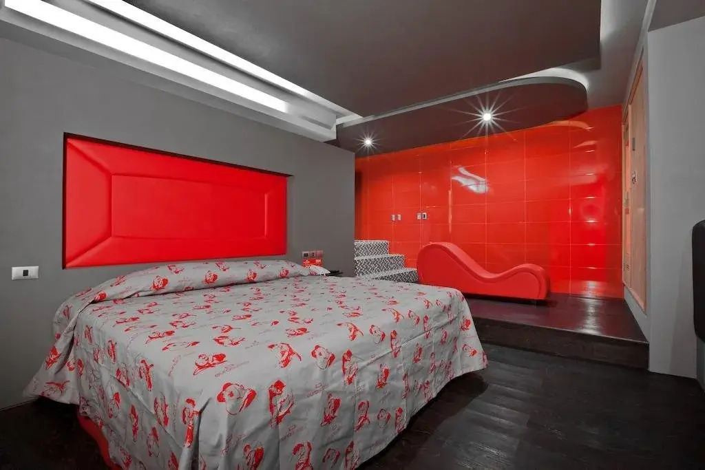 Eurosuites Oceania - Adults Only