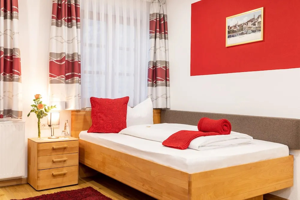 Hotel Restaurant Goldener Hirsch
