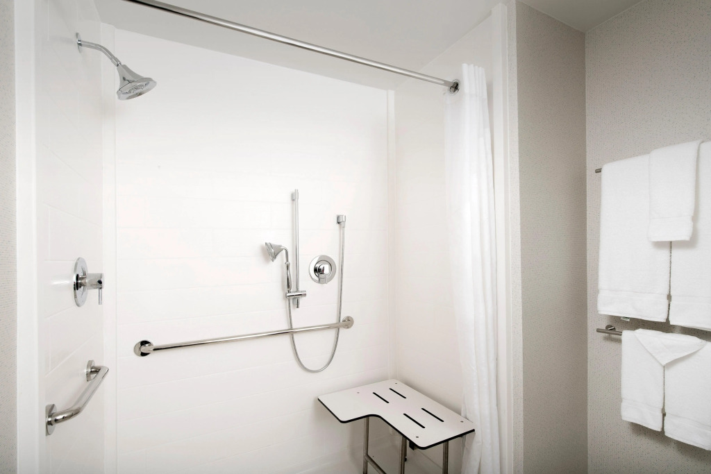 Holiday Inn Express & Suites San Antonio North-Windcrest by IHG