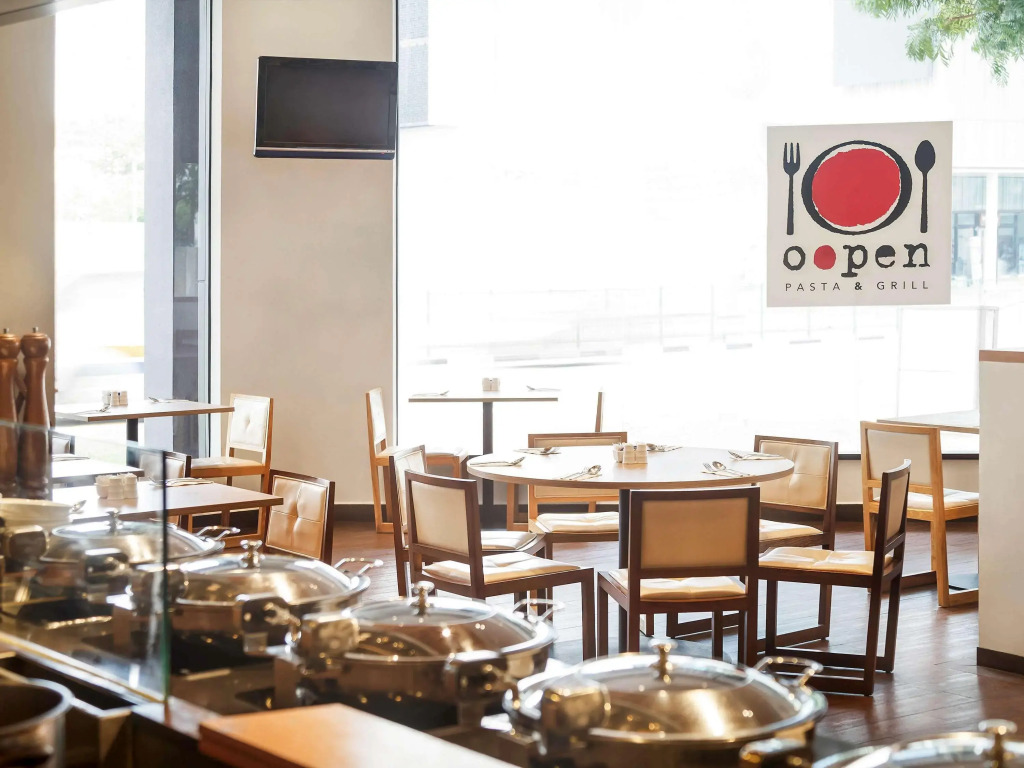 Ibis Singapore Novena