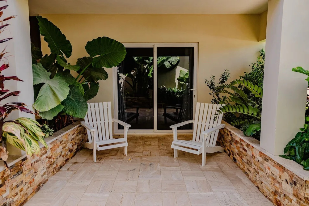 Charming 1-bedroom Apartment 2 km From Eagle Beach