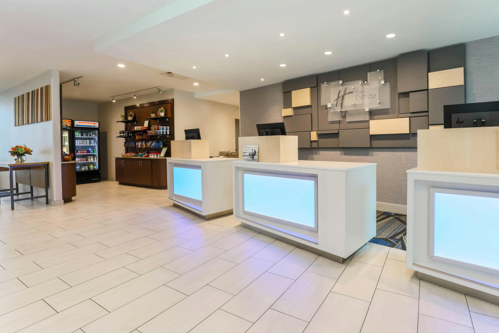 Holiday Inn Express & Suites Fort Worth Downtown by IHG