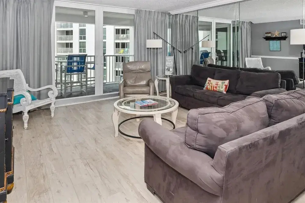 Shoreline 3042 Condo