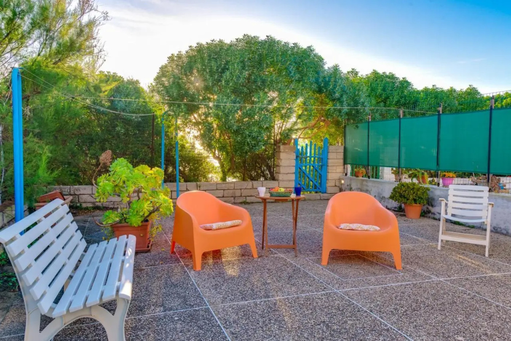 Montalbano House by Biddizzi Rari - Accesso diretto alla spiaggia, casa al mare