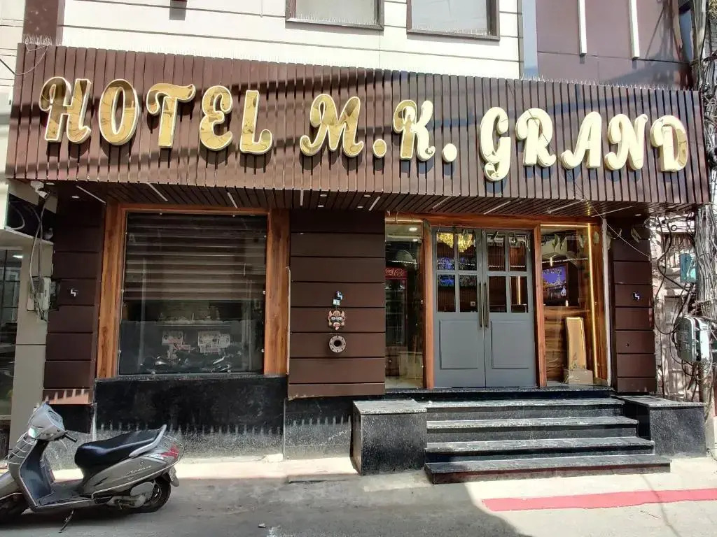 Hotel MK Grand