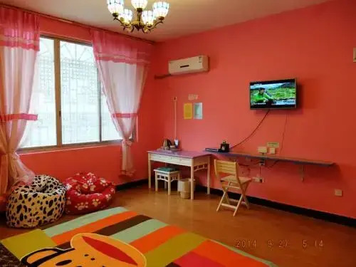 Yangshuo Sloth Coffee Guesthouse