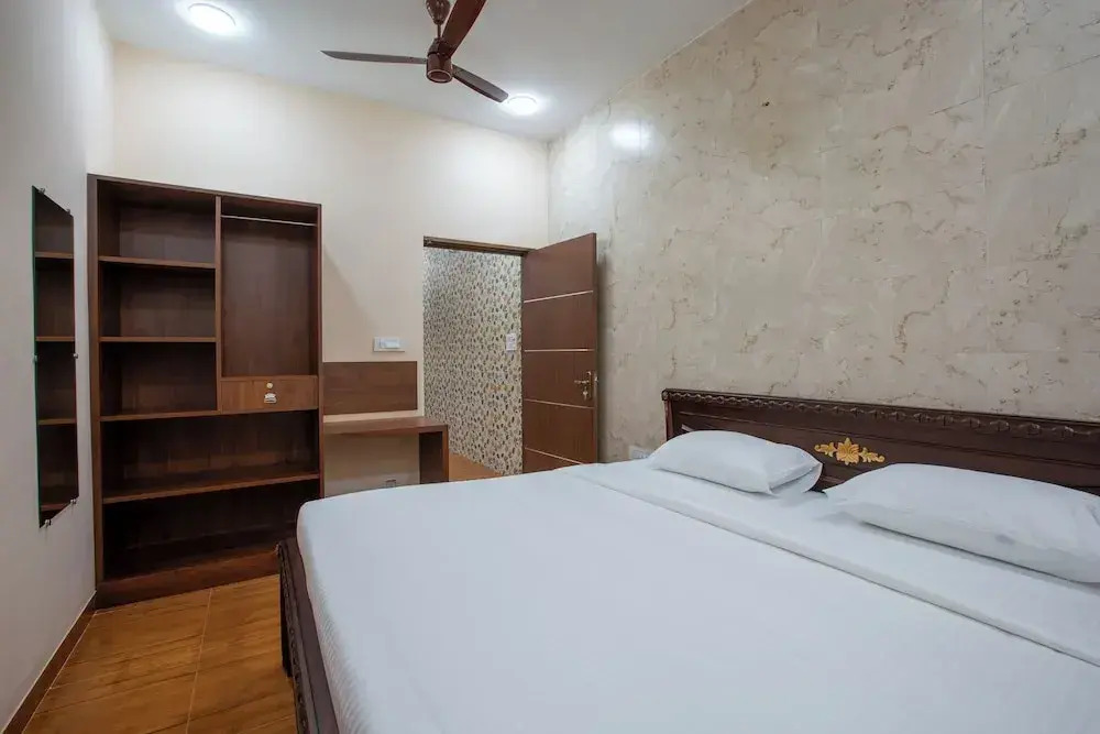 MUGUNDAN S SMART STAY