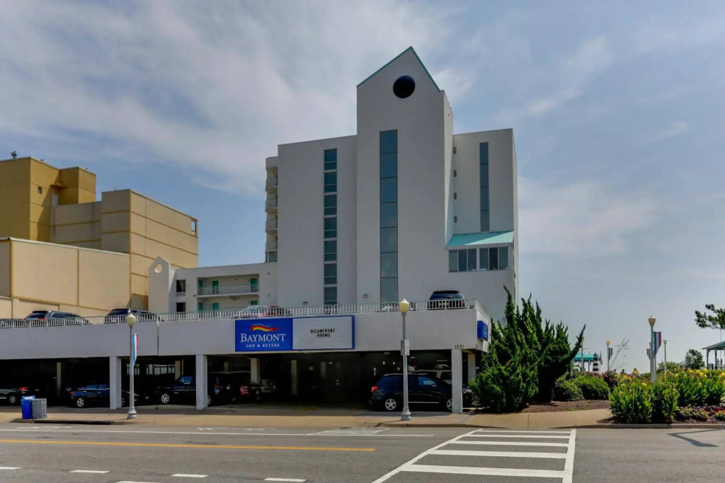 Moxy Virginia Beach Oceanfront