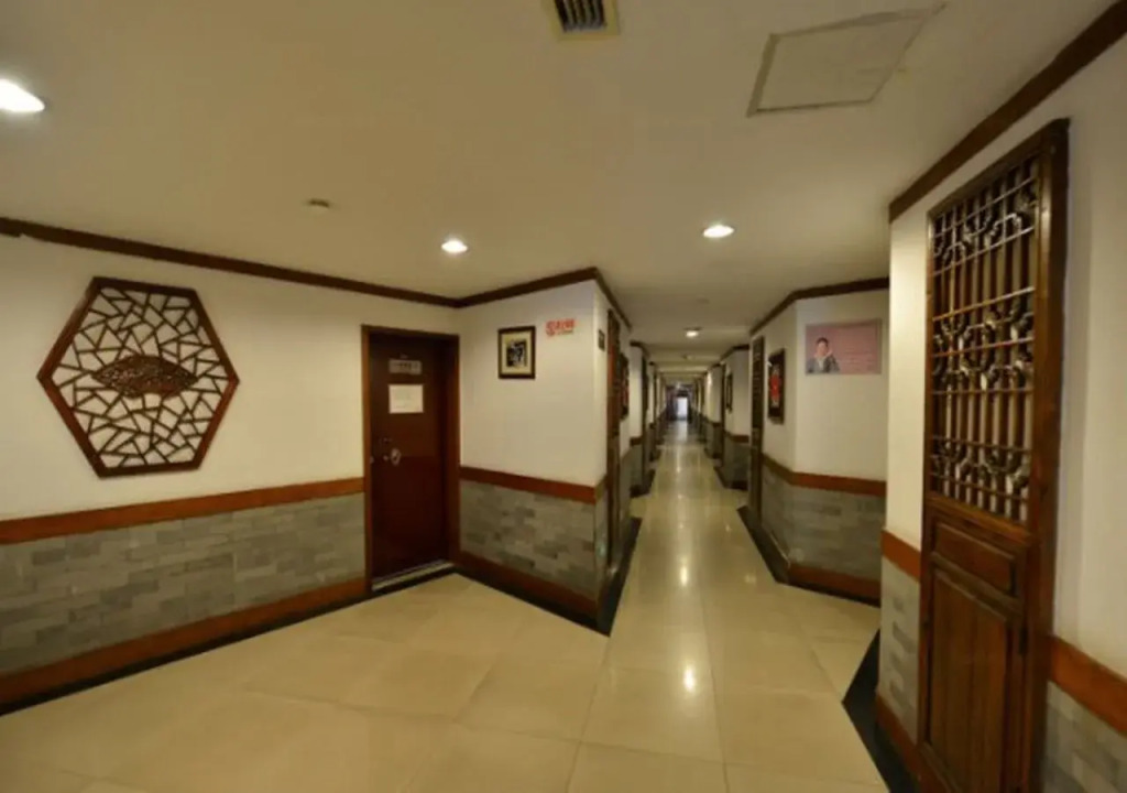 Far East Hotel