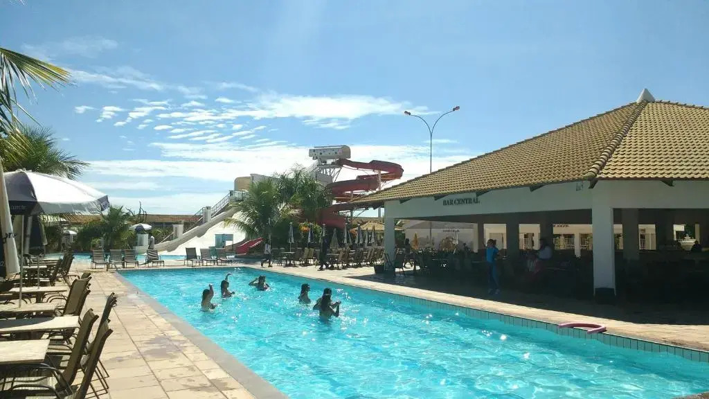 LACQUA COM FOGÂO MAIS UM DIA NO LOGOA QUENTE P 4PESSOAs