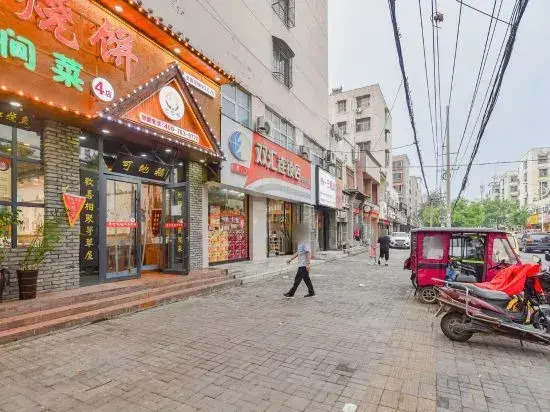 Zhoukou Meijing Business Hotel