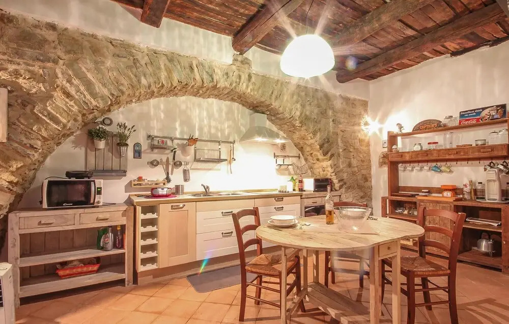 Amazing Home in Castellabate With 3 Bedrooms and Wifi