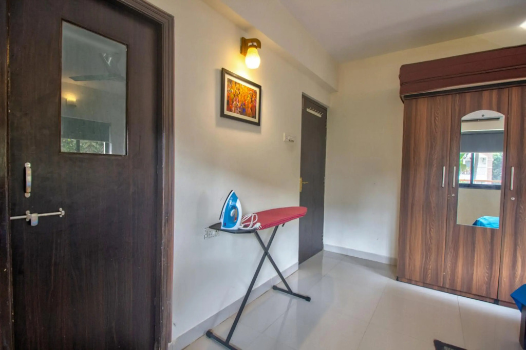 Amazing Pool View 2BHK Candolim Goa Apartment