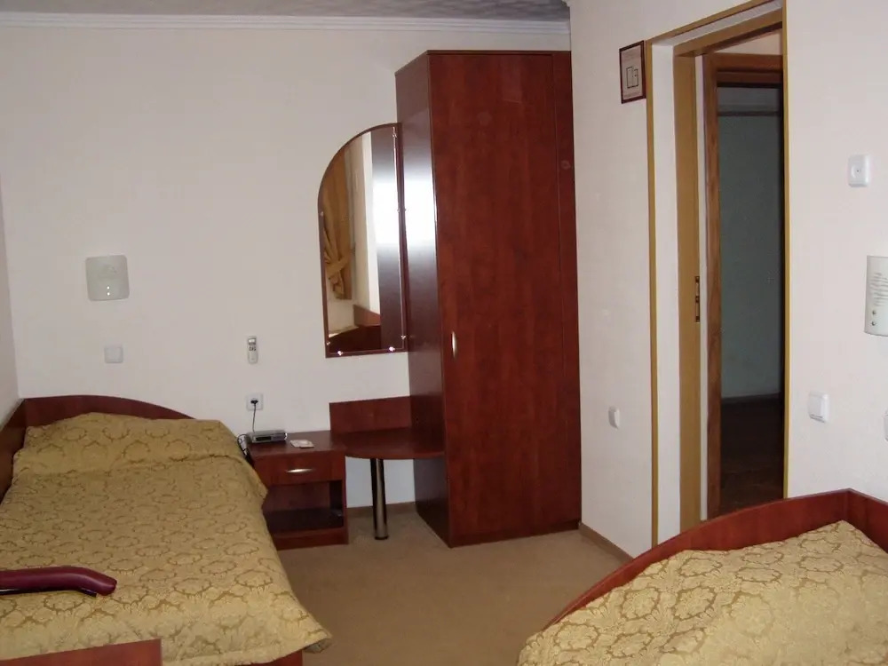 Hotel Znannya