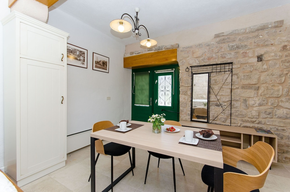 Apartment Pavlimir