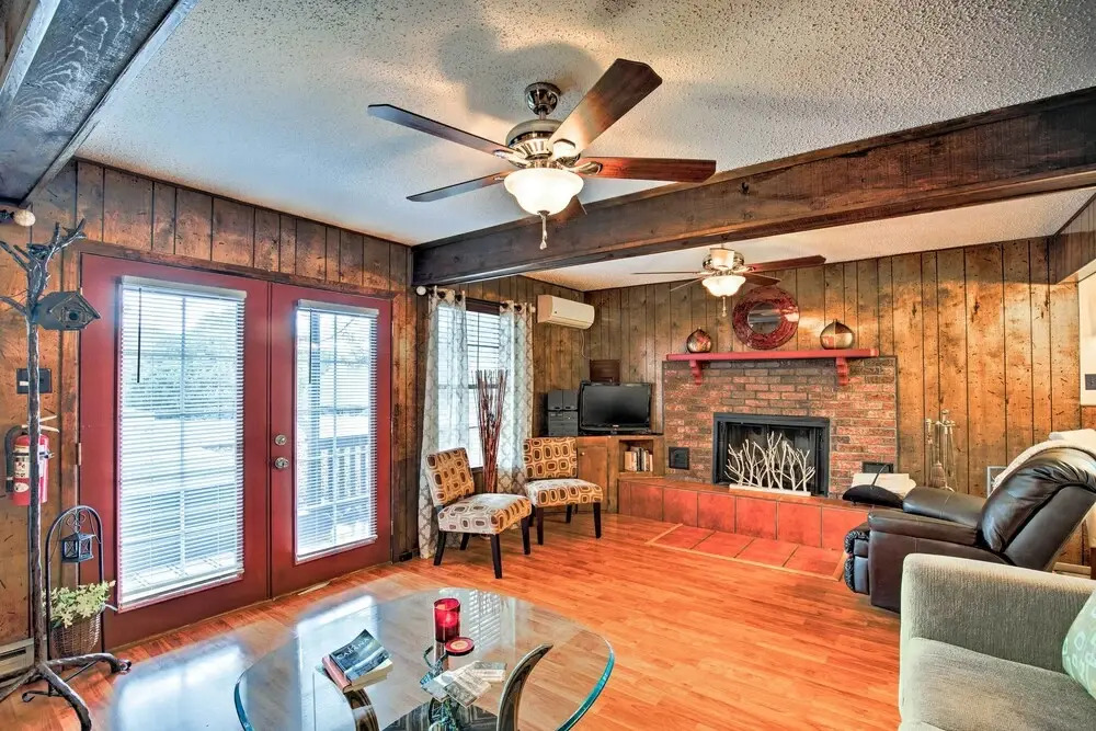 Ruidoso Cabin w/ Deck & Grill < 3 Mi to Race Track