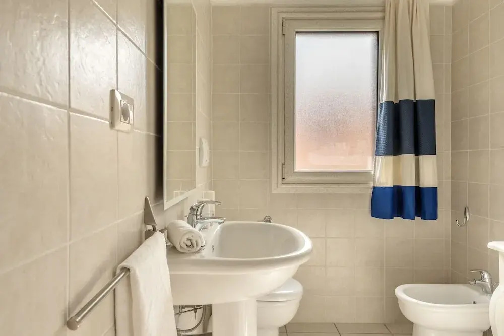 Residence a Marinella a 450 mt dal mare