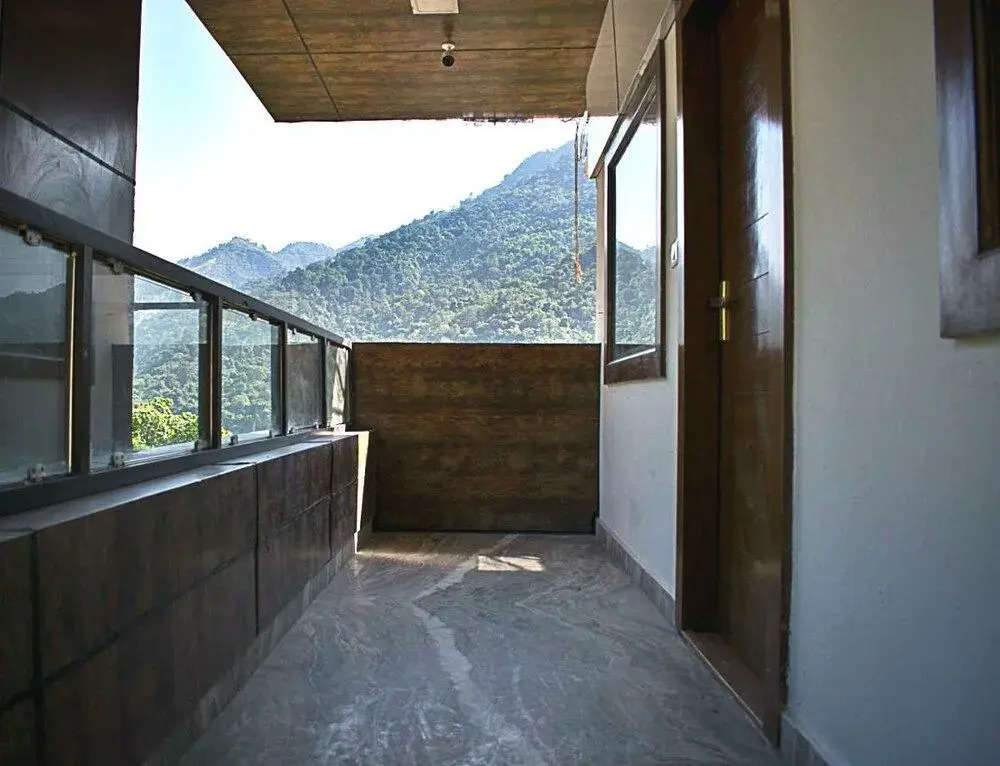 Hotel Neer Buddha