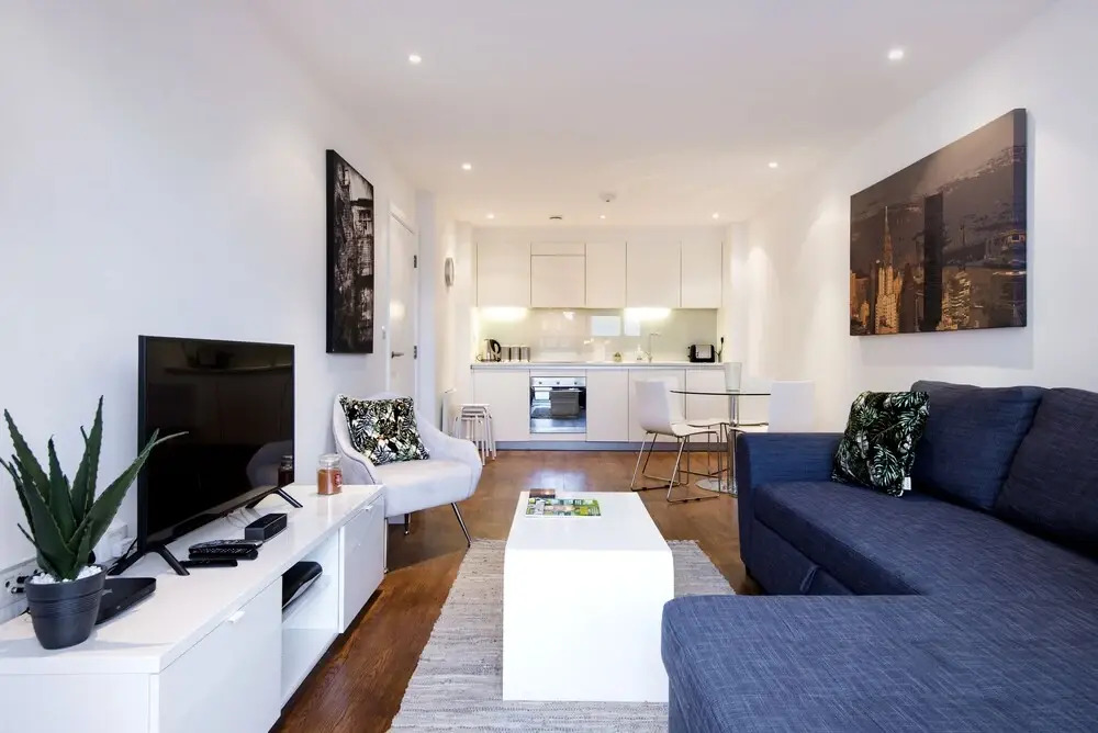 Luxury 2-bed Flat, Parking Near Tube and Emirates