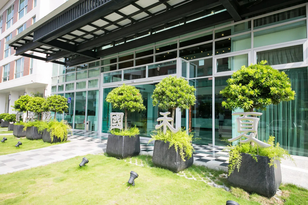 Sunseed International Villa Hotel