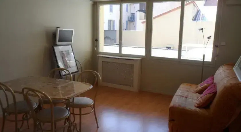 Home Rental - Rue Commandant Vidal