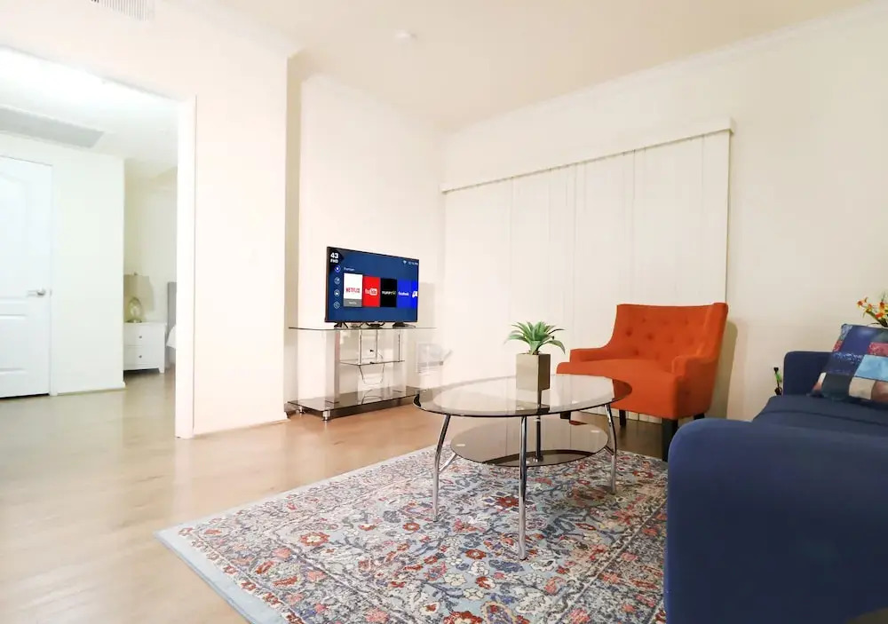 Downtown LA Artistic Apartments
