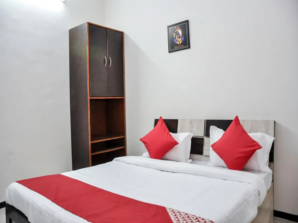The Cloud Hotel and Resorts by OYO Rooms