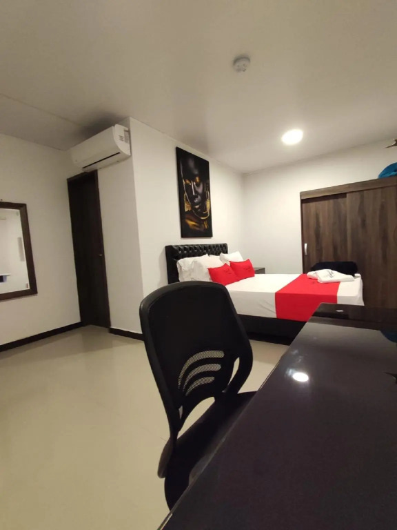 Hotel galyrod house